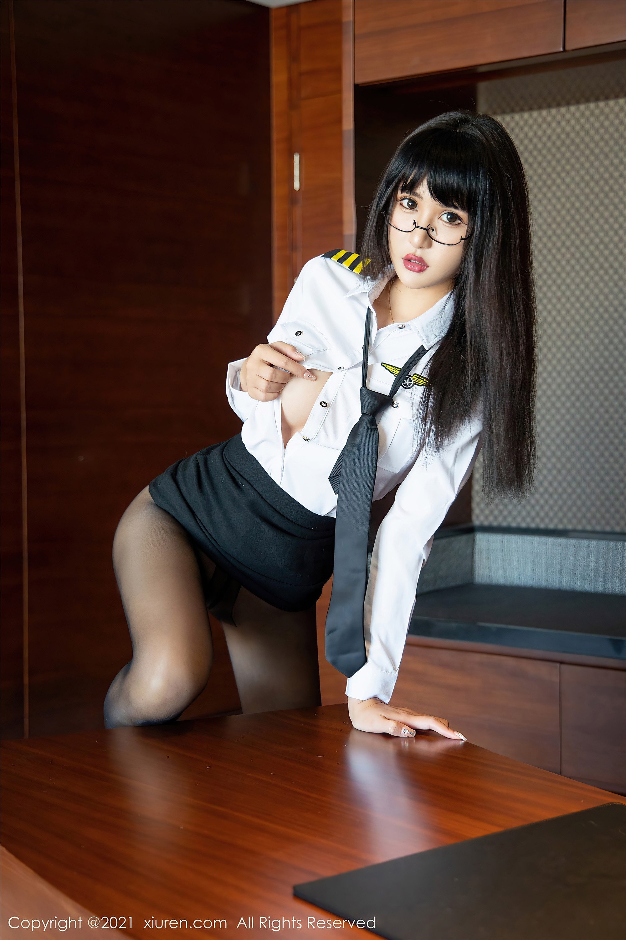 Xiuren秀人网 2021.11.12 NO.4207 Emily尹菲